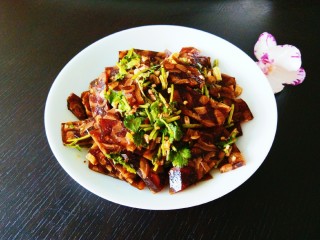 16、新文美食 凉拌猪皮冻,成品图