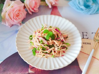 22、手撕鸡胸肉,成品图