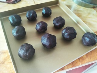 12、潮汕鼠曲粿,然后搓圆团备着