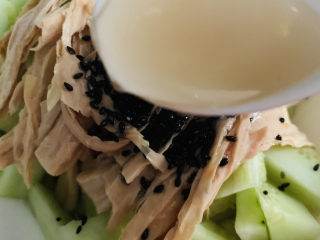 11、黄瓜拌腐竹,加香醋