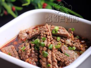 12、美味快手菜-----口水腰花,撒上香葱花完成