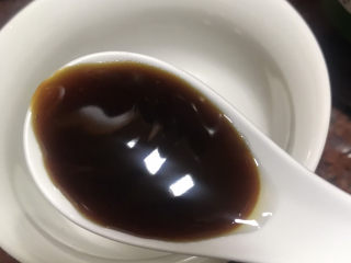 11、蚝油金针菇,2汤勺蚝油