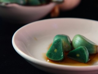 13、不用等到腊八就让你吃上――腊八蒜,吃饺子，拌凉菜都可以加点儿啊！