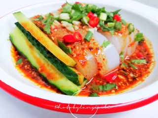 11、自制开心凉粉,配上黄瓜也不错????