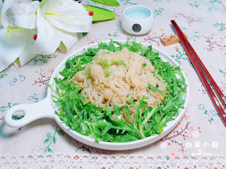 15、凉拌魔芋丝,一盘清凉爽口的凉拌魔芋丝就上桌了！