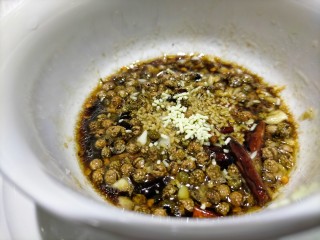 16、拍黄瓜,鸡精适量