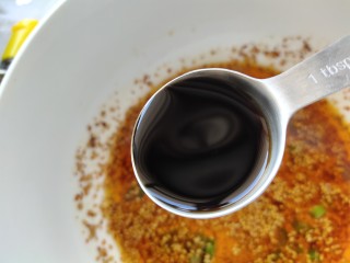 13、麻酱凉面,加三勺生抽