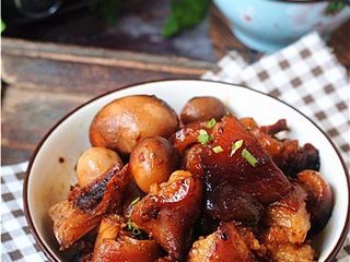 12、三杯酱香猪蹄,Q弹入味，太好吃啦、