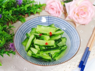 19、酸辣黄瓜条,成品图
