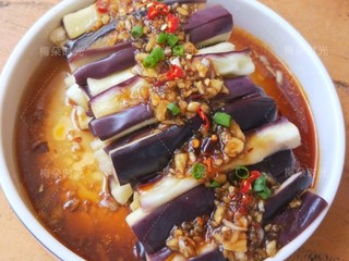 9、蒜香蒸茄子,成品图。