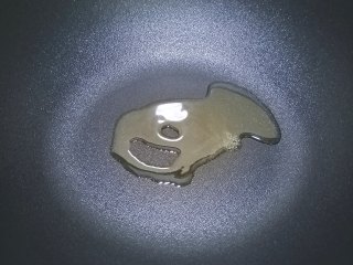 5、腐竹炒木耳,热锅入油