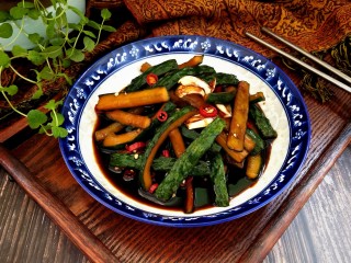 13、香辣脆生~酱黄瓜,成品