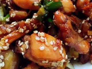 12、干煸鸡,很家常的味道,配件也是随手可得,抓紧试试吧