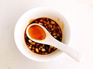 12、减肥菜品  老醋蛰头,加入1勺香油