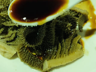 16、凉拌牛百叶,加酱油；