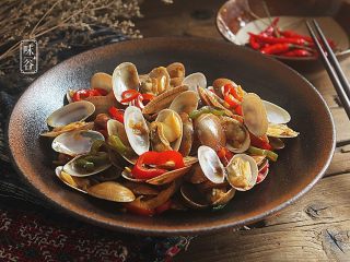 15、爆炒花甲螺,习惯性来张特写，诱惑下亲们的味觉！