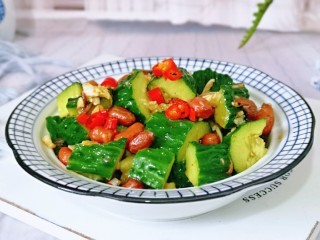 13、蒜泥黄瓜,好吃不胖,又开胃~~