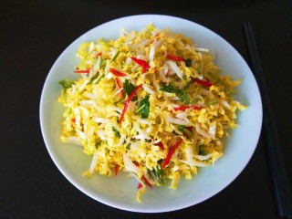 16、酸辣白菜心,成品图