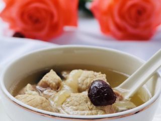 10、红枣花胶炖瘦肉,细节