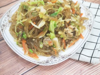 24、包菜炒粉条,来个近照