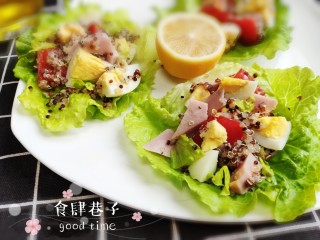 17、藜麦生菜沙拉,藜麦生菜沙拉完成。