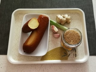 1、红烧素鸡,食材准备好