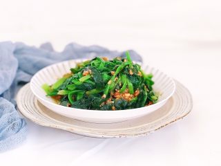 14、大力水手的最爱-炝拌菠菜,吃的时候搅拌均匀就完成啦✅
