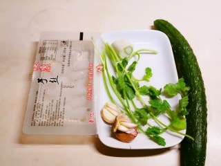 1、麻辣魔芋,食材准备好