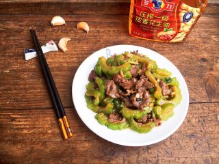 12、凉瓜炒牛肉,完成