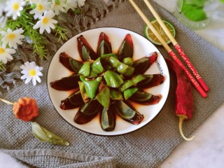 16、青椒皮蛋,上桌啦！