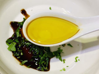 10、凉拌猪肚丝,加橄榄油；