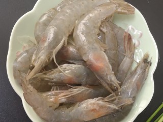 4、红烧虾,捞出