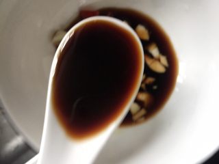 10、醋泡花生米,两勺生抽