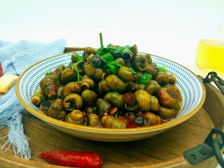 14、下酒菜【酱爆螺蛳】,成品图