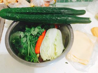 1、家常拌凉菜,老规矩，先上材料合集