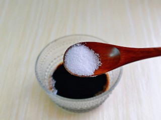 10、醋泡花生米,再加入盐。