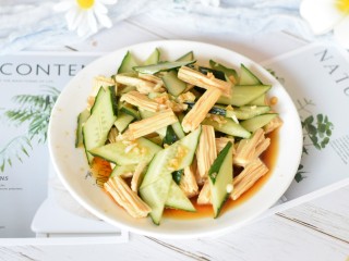 20、凉拌腐竹黄瓜,成品