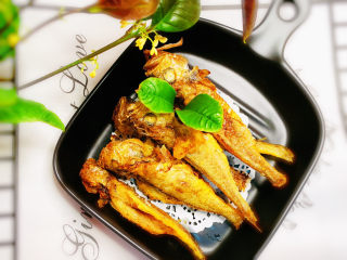 17、酥炸小黄鱼,酥炸小黄鱼，完成啦！！！