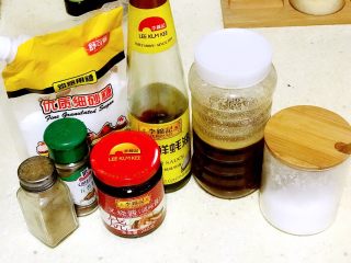4、浅湘食光&蜜汁叉烧,准备酱料