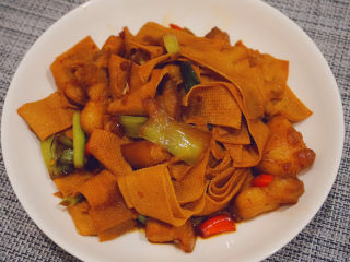 23、千张红烧肉,啧啧啧色香味俱全呀