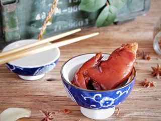 21、卡通大白饭团便当盒,红焖猪蹄：