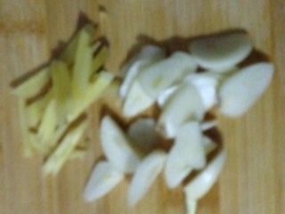 3、糖醋莲花白,如图姜蒜