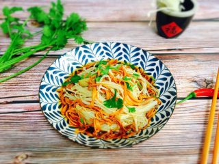 20、虫草花拌金针菇,成品图