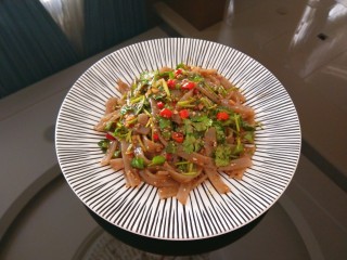 21、酸辣宽粉,成品图