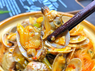 24、花蛤粉丝,超香,喜欢吸这个汤汁,特别有味道