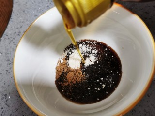 13、尖椒皮蛋,香油