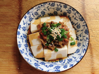 7、小葱拌豆腐,白芝麻点缀～