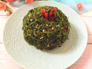 18、凉拌灰灰菜,成品图