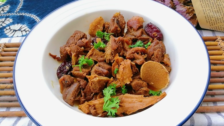 夏日滋阴红糖姜母鸭