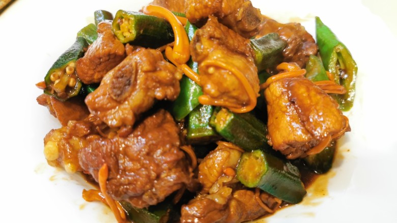 秋葵红烧排骨简单入味